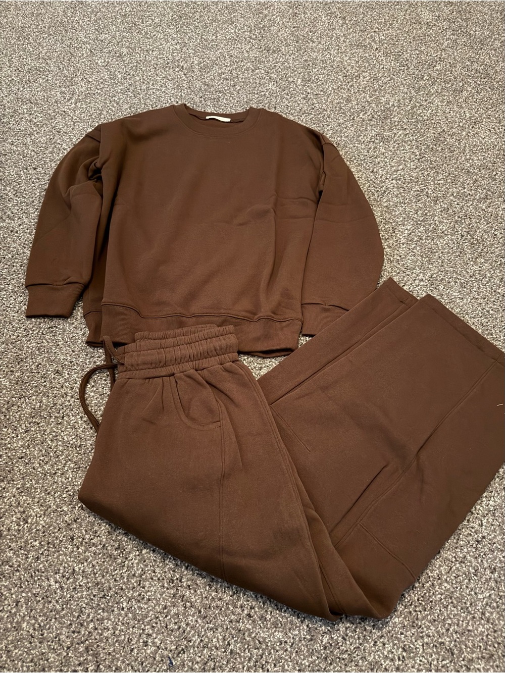 Zenana Outfitters Brown Cozy Sweatshirt & Jogger Set